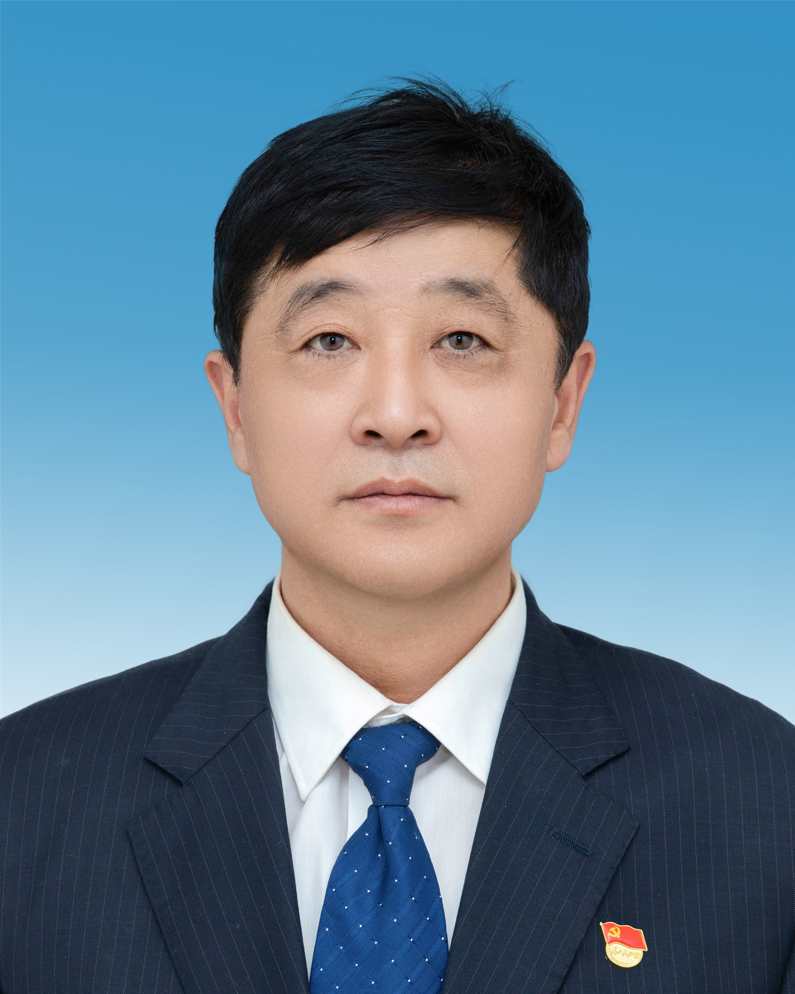 陈龙.jpg